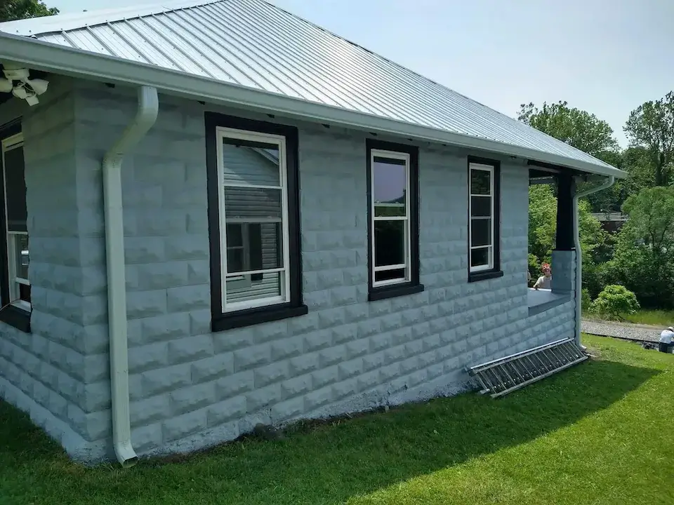 Residence painded white